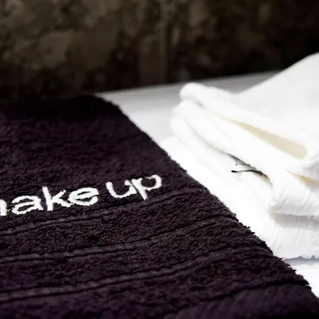 아파트 Reset Néa Péramos