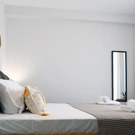 Reset Apartament Néa Péramos